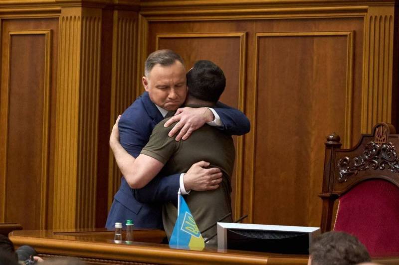 Зеленский внёс в Верховную Раду законопроект об особом статусе поляков