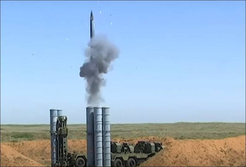 Западная пресса размышляет о возможном использовании Россией ЗРК С-300 против наземных целей на Украине
