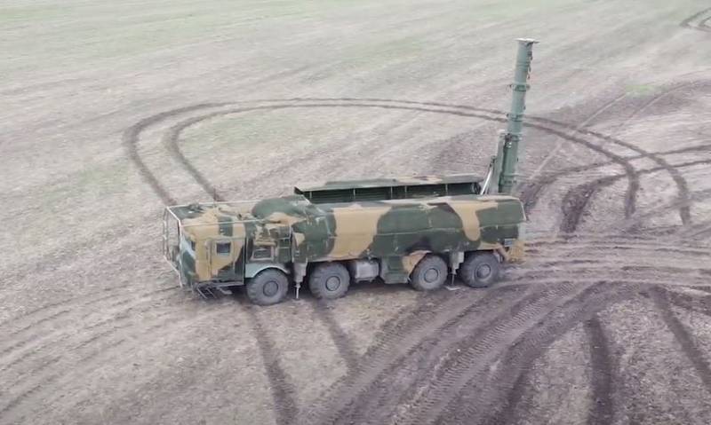 Ударом высокоточной ракеты ОТРК «Искандер» уничтожена наземная пусковая установка ПКР Harpoon